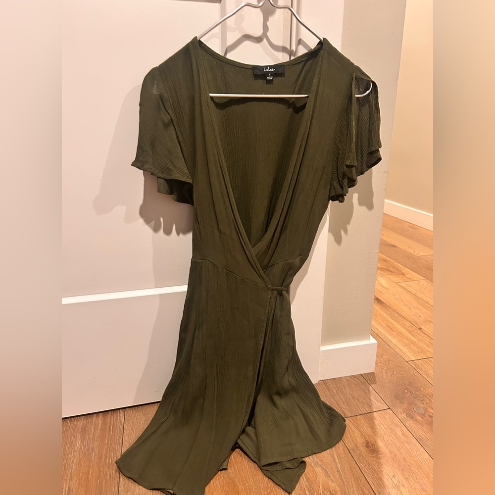 Lulu's Deep Olive short Sleeve Dress